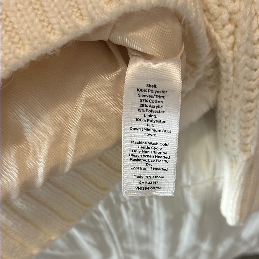 Talbots Quilted Women's Cream Puffer Sweater Jacket Size Medium - Picture 5 of 9